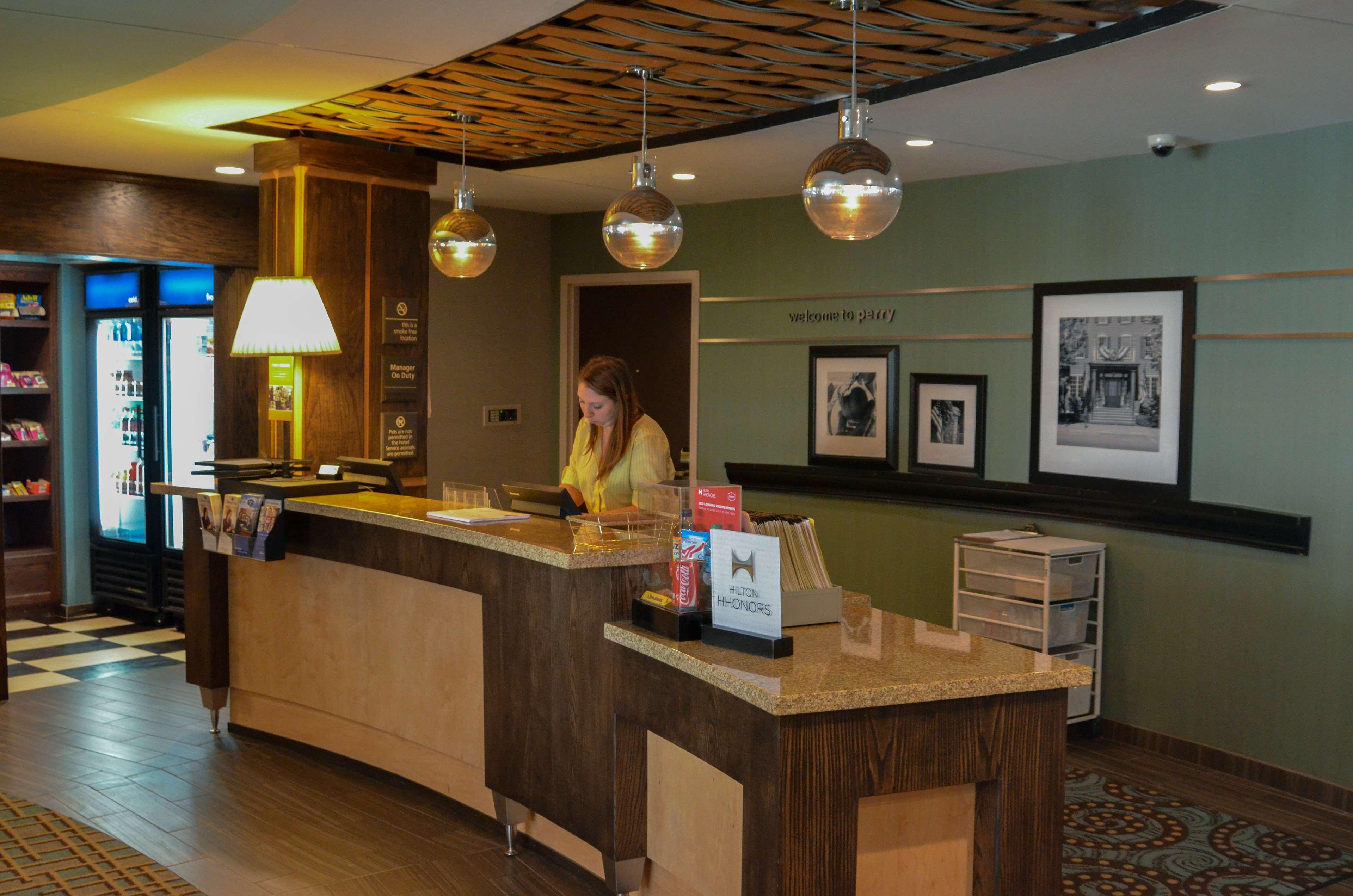 Hampton Hotel 3*