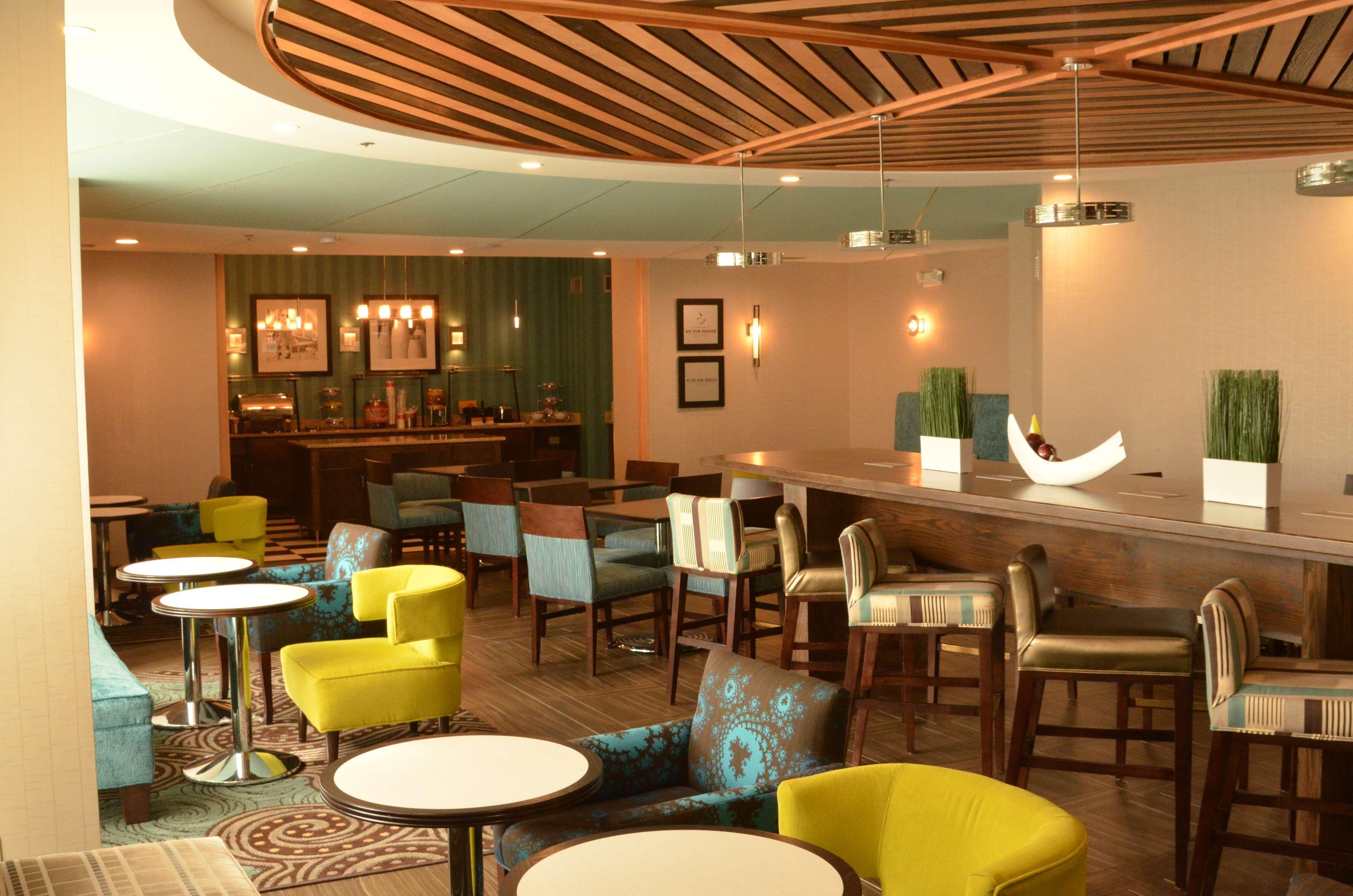 Hotel Hampton Perry