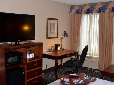 Hotel Hampton